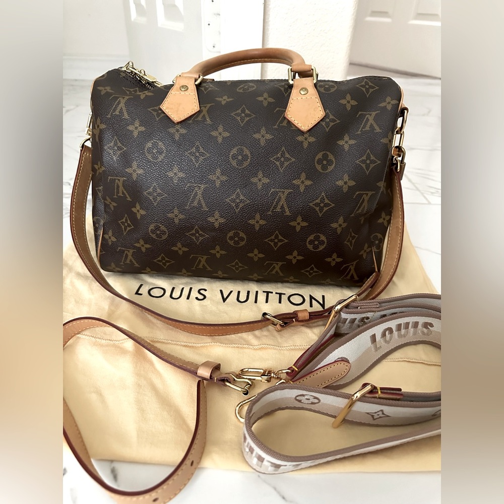 Louis Vuitton Speedy 30.